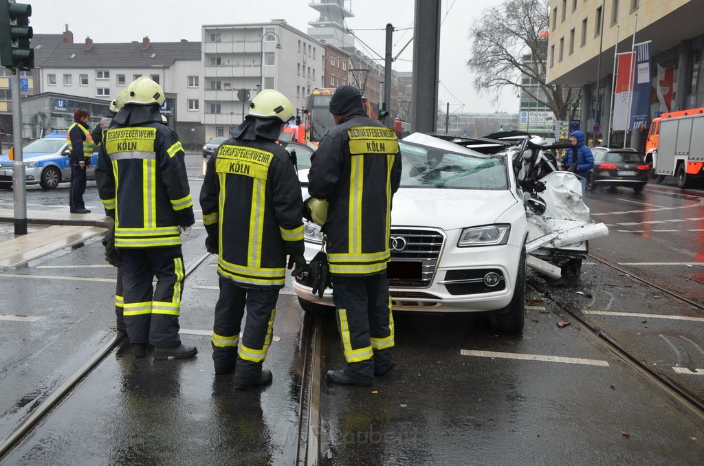 VU PKW Strab Koeln Mitte Pipinenstr Kleine Sandkaule P29.JPG - Miklos Laubert